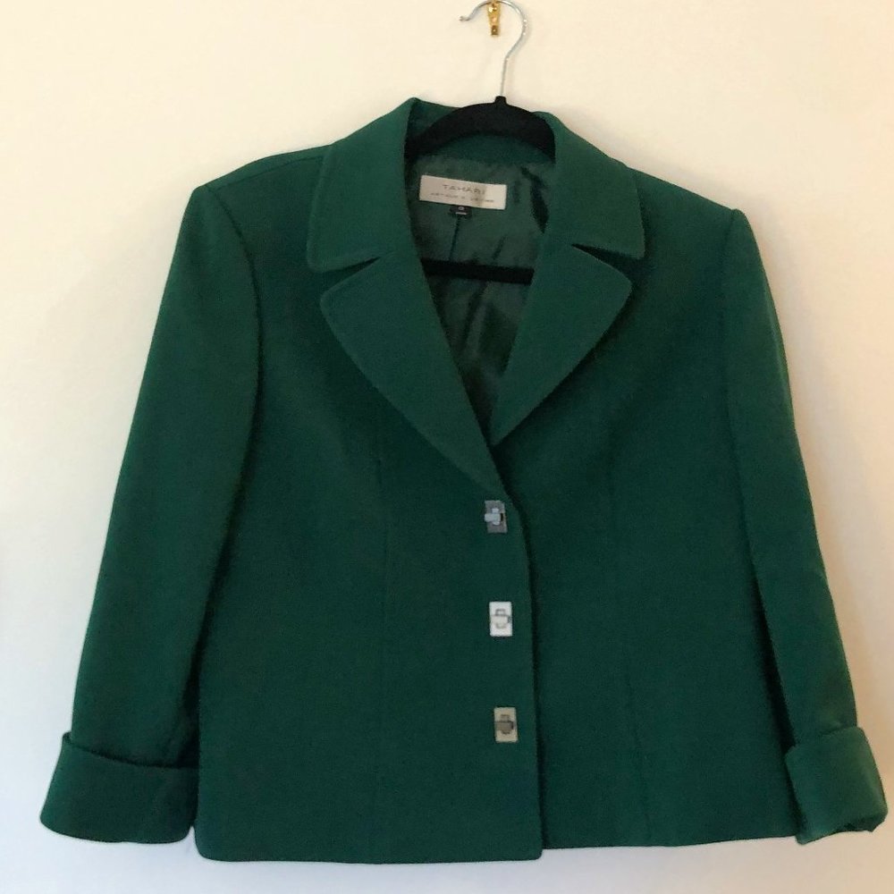 Tahari Christmas Green Blazer Perfect Condition